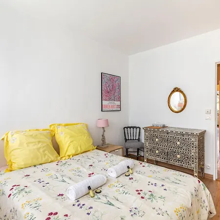 Guestready - Au Calme à Belleville Parigi